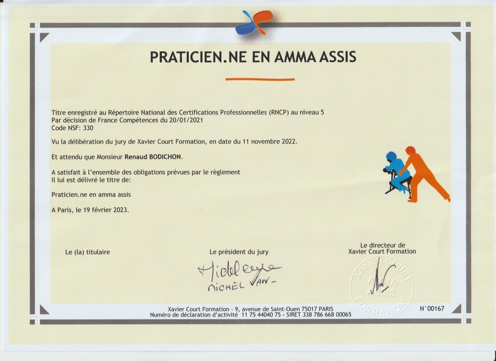 Diplôme de praticien en Amma assis de Renaud, Xavier Court Formation